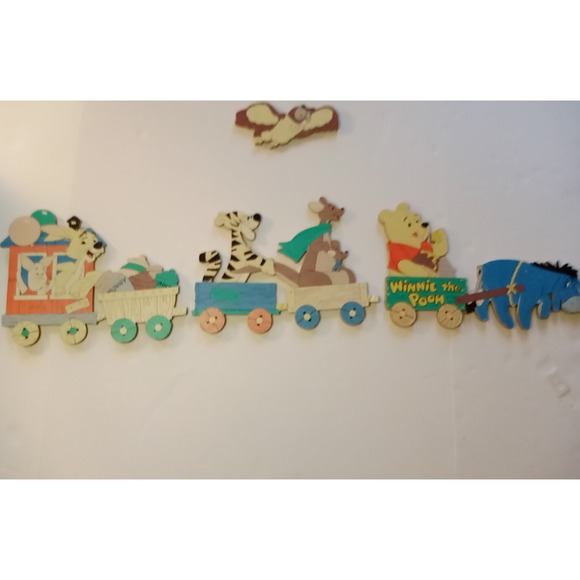 Vintage Disney Winnie The Pooh Cardboard Train Wall Hanging - Picture 1 of 16